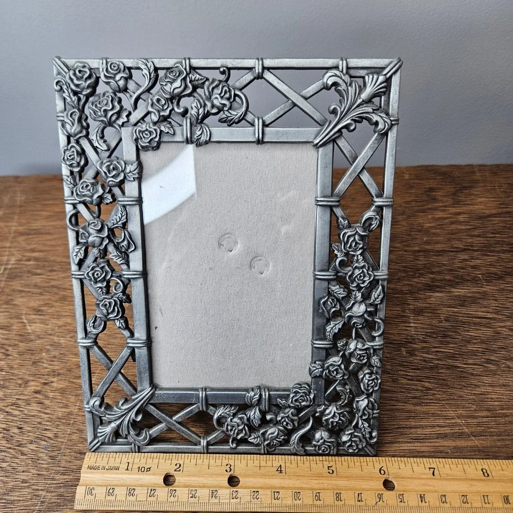 Decorel Vtg Silver‎ Tone Rose Lattice Filigree 3.5x5 Picture Frame Victorian